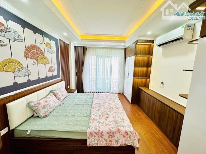 bán nhà mặt ngõ Kim Giang 82.3m 5tầng, ô tô tránh kd, giá 22.3 tỷ - 2