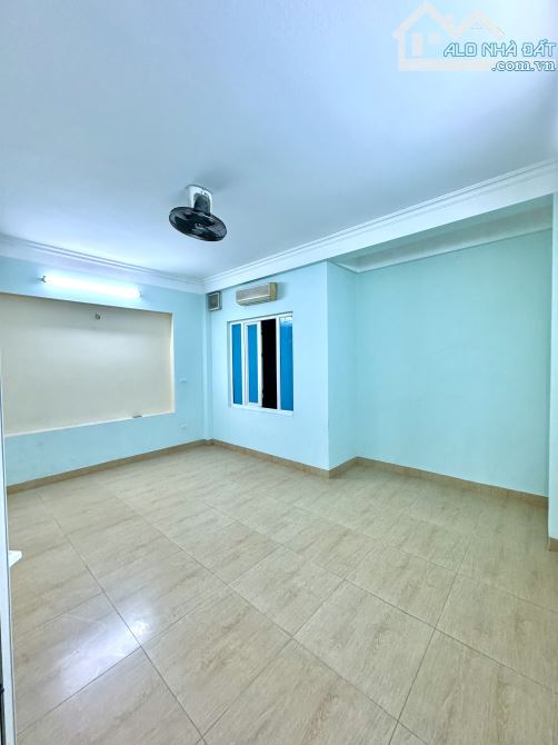 Nhà nguyên căn phố Ngọc Thuỵ ô tô tránh gần 100m2 với 6 phòng-5 tầng cho thuê 20tr/tháng - 2
