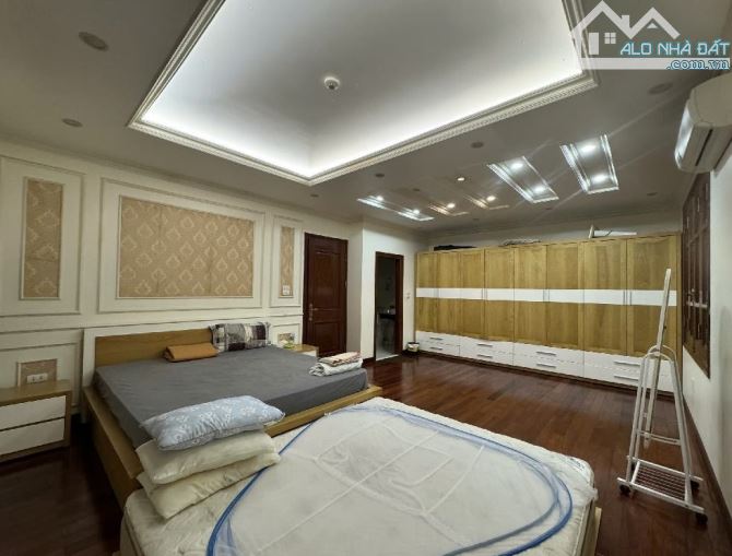 Biệt thự Trung văn ( vi naconex 3) 182m2_ một tầng hầm 4 tầng nổi _ VỈA HÈ_ô tô đỗ tránh _ - 3