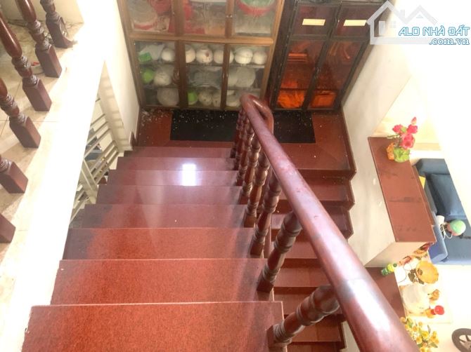 Bán nhà 2 tầng, 162 m2. Hẻm xe hơi thông Đường Đình phong phú, TMP B, chỉ nhỉnh 8 tỷ TL - 4