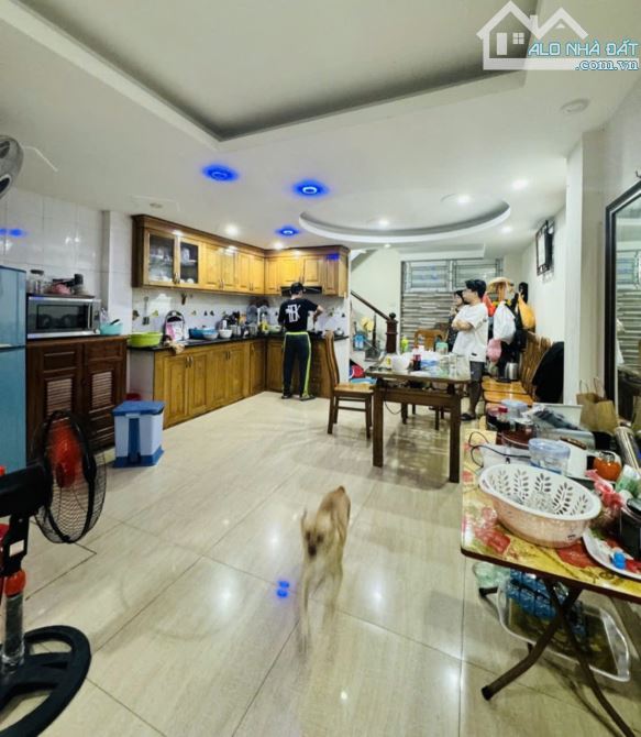 Phú Diễn 68m2- 6T- 6ngủ, 2 ô tô tránh KD, 2 thoáng, gần phố, giá 11 tỷ8 - 4
