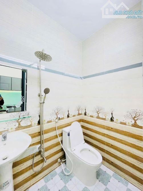 Phan huy ích P.14 Gò Vấp HXH ngang 4,2m 2 tầng 4tỷ38 - 5