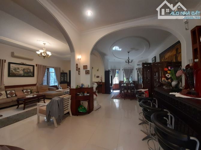 Bán nhà mặt tiền đường Tô Hiến Thành, chiều ngang 24 mét Phường Tân Lập - Nha Trang. - 5