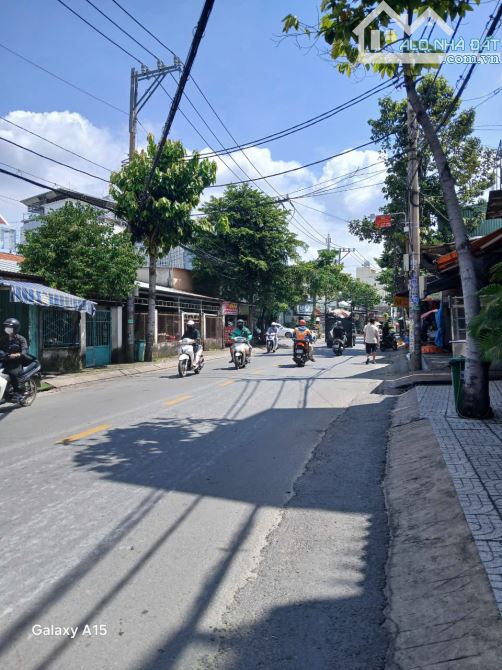 BÁN NHÀ HUỲNH THỊ HAI QUẬN12, 60M2 - 4TẦNG - HẺM XE HƠI THÔNG, CHỈ 4.9 TỶ - 6