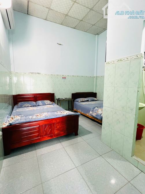 MẶT TIỀN ĐƯỜNG QUANG TRUNG, NHÀ NGHỈ 8 PHÒNG, DÒNG TIỀN HƠN 20 TRIỆU/ THÁNG, 145M2 - 5