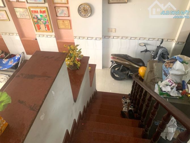 Bán nhà 2 tầng, 162 m2. Hẻm xe hơi thông Đường Đình phong phú, TMP B, chỉ nhỉnh 8 tỷ TL - 7