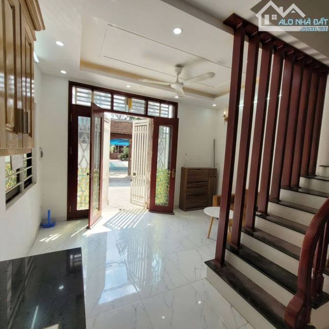 SIÊU PHẨM NHÀ PHỐ YÊN HÒA, YÊN NGHĨA, HÀ ĐÔNG, DT 30M2, 4 TẦNG, MT 5.6M, GIÁ: 3.9TỶ, Ô TÔ