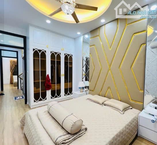 Bán nhà ĐẠI MỖ_lô góc, 51m2x4t, ngõ thông, ô tô, sát trường học, giá tốt