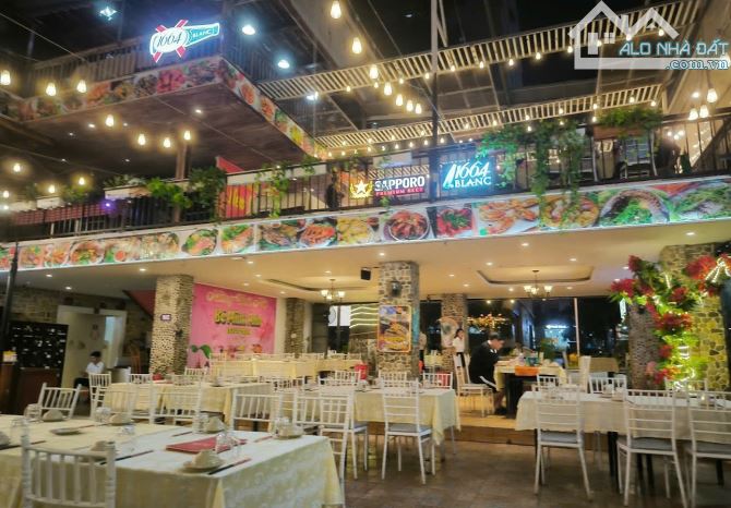 CHo thuê mbkd mặt tiền đường Phan văn trị tổng dtsd 2500m2 siêu đẹp