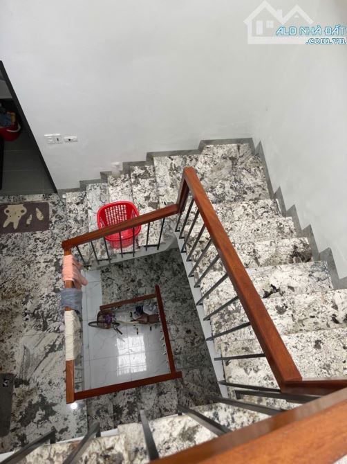 Bán nhà dân xây 3 TẦNG 83m2 Vũ Xuân Thiều MT 3,4m giá 10,5 tỷ
