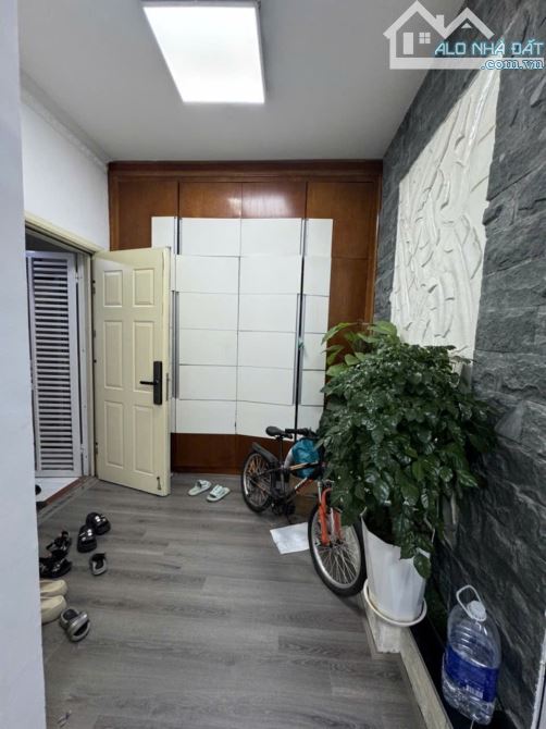 Bán căn hộ chung cư CT Nam Xa La (Hà Đông, HN), 84m2, hướng mát, 2PN, 2WC, giá hơn 3 tỷ