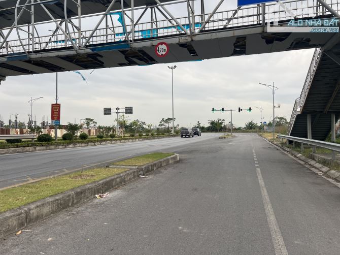 Lô đất Bùi Viện 450m - mt 14,8 m - 2 mặt thoáng - 45tr/m