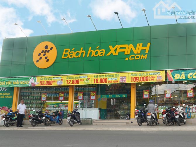 HOT bán Nhà MT Quang Trung Diện tích siêu đẹp 10x33 m , chỉ 37,5 Tỷ KD đa nghành nghề