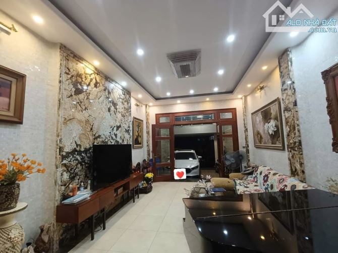 PHÂN LÔ LÊ TRỌNG TẤN, 100M2, 4 TẦNG, Ô CHỜ THANG MÁY, Ô TÔ VÀO NHÀ, CHÍNH CHỦ BÁN RẺ, GẤP