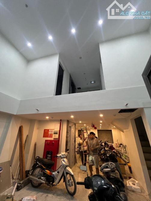 NHÀ ĐẸP XUẤT SẮC 6T THANG MÁY VỪA Ở VỪA KD 3 BƯỚC RA MP VÕ CHÍ CÔNG TÂY HỒ 75M2 MT 6M 15TỶ - 1