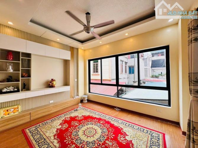 Cần bán nhà Nguyễn Lương Bằng 62m2 X 4 tầng nhà mới đẹp ở ngay nhỉnh 11 tỷ có Thương Lượng - 1