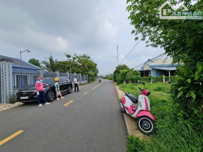 bán lô đất mặt tiền đường nhựa phước hội đất đỏ, gần đền thờ cô sáu DT: 617m² giá 4 xx tỷ - 1