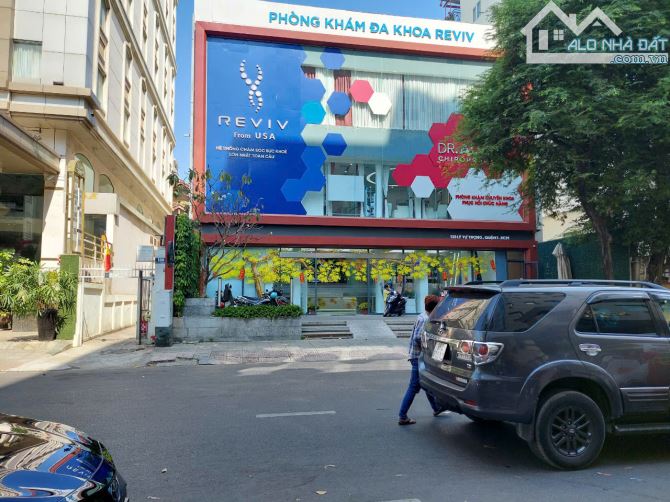 Cho thuê nhà nguyên căn mặt tiền Lý Tự Trọng – P. Bến Thành – Q.1 – TPHCM - 1