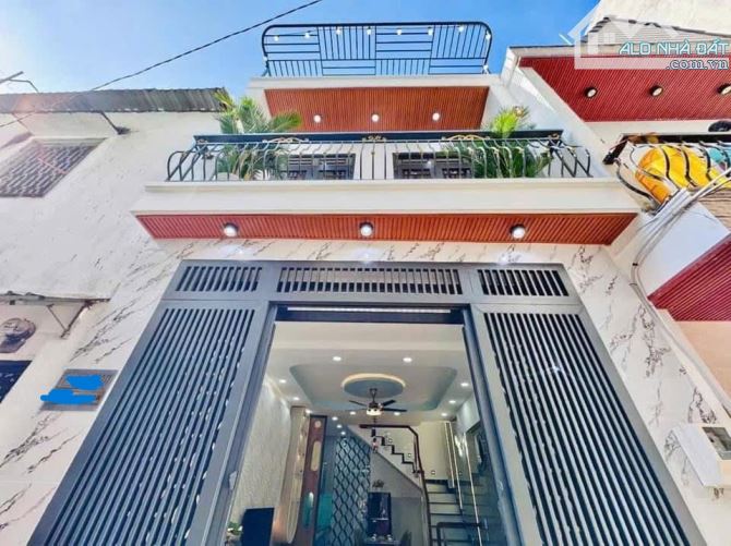 BÁN NHÀ VỊ TRÍ HIẾM - ĐƯỜNG NGUYỄN TRỌNG TUYỂN - HXH ĐẬU CỬA - 45M2 - CHỈ 5.x TỶ - 1