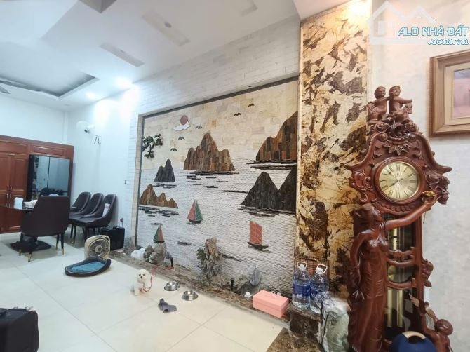 PHÂN LÔ LÊ TRỌNG TẤN, 100M2, 4 TẦNG, Ô CHỜ THANG MÁY, Ô TÔ VÀO NHÀ, CHÍNH CHỦ BÁN RẺ, GẤP - 1