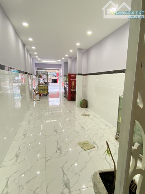 Nhà Mặt Tiền Bùi Thị Xuân, Phường Bến Thành, Q1 - 4 X 20m vuông vắn - Giá Đầu Tư 22.5 tỷ - 2