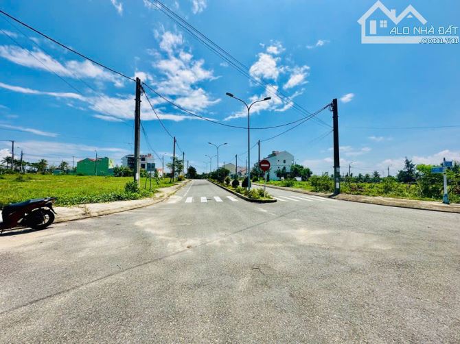 LÔ GÓC 140M2 NGANG 7M5 SÔNG TRÀ QUẾ LÀNG CHÀI HỘI AN ĐƯỜNG 13M5 CHỈ 6,X TỶ - 2