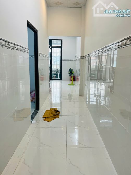 nhà 3 phòng ngủ, 100m2, lê văn lương nhơn đức nhà bè, giá 2,8 tỏi - 2