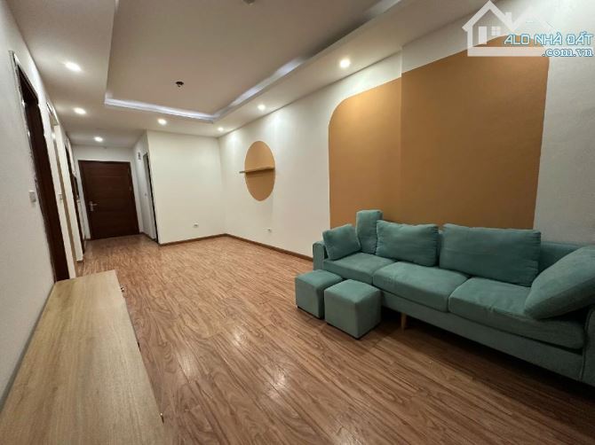 Bán chung cư Phạm Văn Đồng, 70m2, giá 4.8 tỷ, full nội thất ở ngay, sổ đỏ sẵn sàng - 2