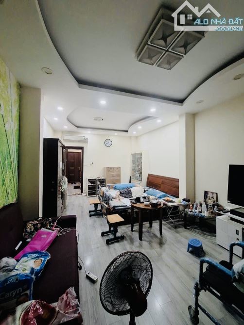 🔥SỐC🔥HẺM 8M XE TẢI CÓ LỀ ĐƯỜNG - Thân Nhân Trung - Cộng Hoà - 4 tầng - 75m2 - 13 tỷ - 3