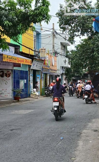 Bán nhà mặt tiền Tân Chánh Hiệp, 70 m, sát Nguyễn Ảnh Thủ, Quận 12, giá chỉ 4.6 tỷ - 3