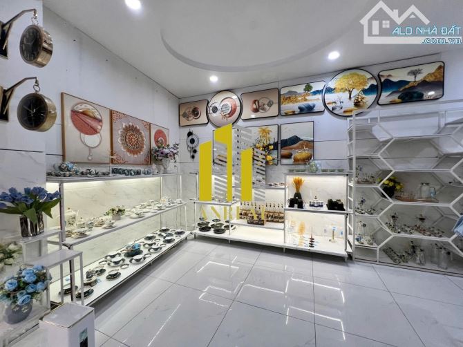 CHO THUÊ MẶT TIỀN ĐẠI LỘ VÕ NGUYÊN GIÁP MỞ SHOWROOM - NHÀ HÀNG GIÁ 75 TRIỆU - 3