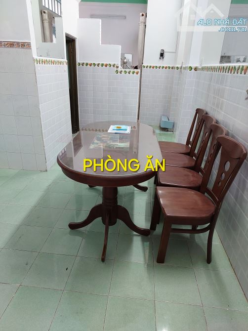 Bán nhà Đẹp MẶT TIỀN đường Thích Bửu Đăng.Phường 1.GV.DTSD 180m2.Giá 11.5 Tỷ.Dài 25m - 4