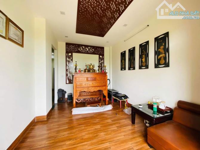 “HIẾM” - CHÍNH CHỦ HẠ GIÁ BÁN NHANH NHÀ 3 TẦNG MỚI ĐẸP Ở NGAY – MT ĐƯỜNG 7.5M KHUÊ TRUNG - 4