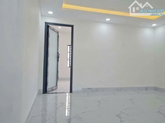 NHÀ ĐẸP- GIÁ TỐT .Nhà 1Trệt lửng, hẻm xe hơi, Đ.Nam Cao, P.Tân Phú, Q9. 50m2 Giá 3ty5 - 5