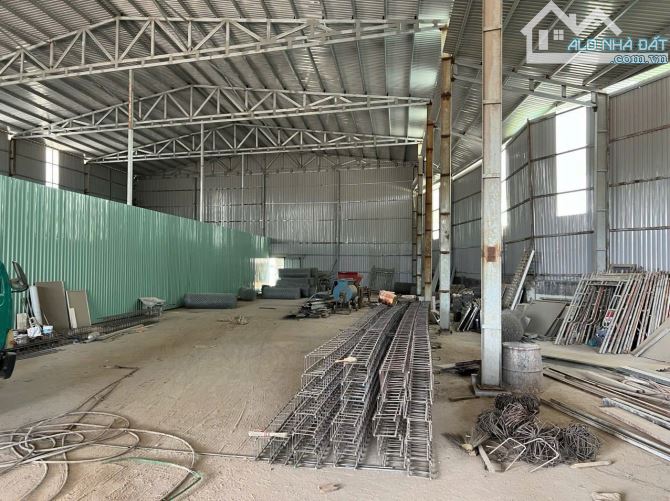 Kho xưởng 830m² trong cụm kho đường Quốc Lộ 1A,lộ Container có bến thuỷ lên xuống hàng hoá - 5