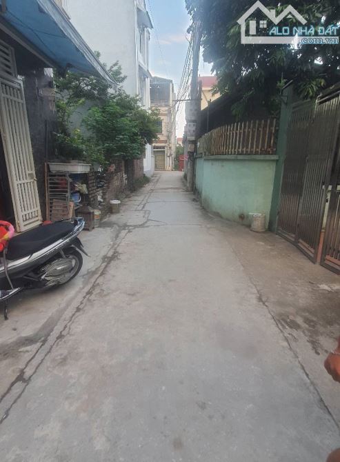 SIÊU PHẨM NHÀ PHỐ YÊN HÒA, YÊN NGHĨA, HÀ ĐÔNG, DT 30M2, 4 TẦNG, MT 5.6M, GIÁ: 3.9TỶ, Ô TÔ - 6