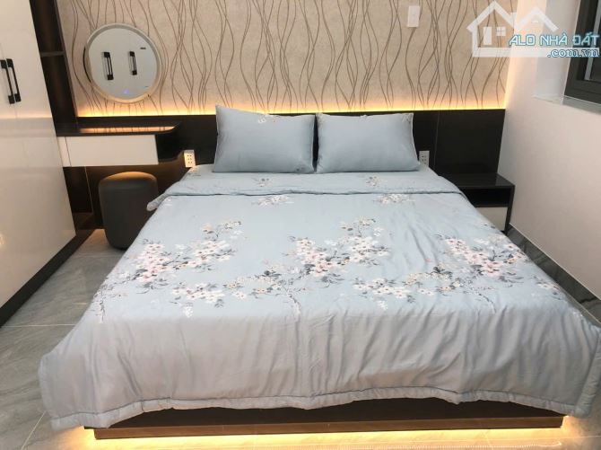 Bán Nhà PhốQ12 P.Tân Chánh Hiệp4,5*15m lửng 3lầu 1p thờ 4pn 5wc đg 6m Giá 5tỷ 790tr - 6