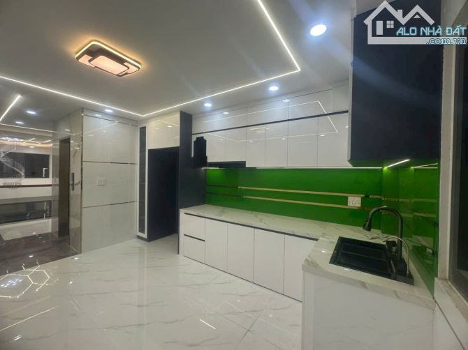 Bán nhà Lê Văn Quới 5 Tầng, thang máy, 63m2, Shr, Đường 7m, giá 9,1tỷ. - 7