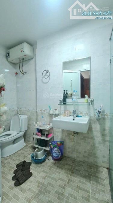 10 TỶ - CÓ NGAY NHÀ DÂN XÂY - S=62M2 - MẶT PHỐ Ô TÔ TRÁNH, VÀO NHÀ, KINH DOANH TẤP NẬP NGÀ - 7