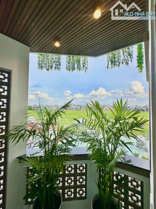 NHÀ ĐẸP 5 TẦNG HẺM 107 QUANG TRUNG HẺM BA GÁC THÔNG VIEW NGẮM MÁY BAY CHỈ 5,8 TỶ - 8