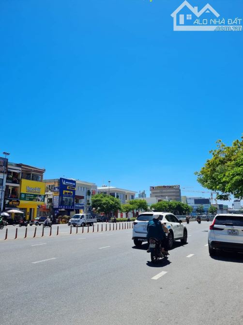GIÁ SẬP - BÁN CĂN NHÀ 4 TẦNG MẶT TIỀN ĐƯỜNG ĐIỆN BIÊN PHỦ - VỊ TRÍ KINH DOANH SẦM UẤT
