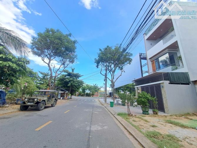 BÁN LÔ ĐẤT PHẠM VẤN DT 75M ĐƯỜNG 7M5 GIÁ TỐT