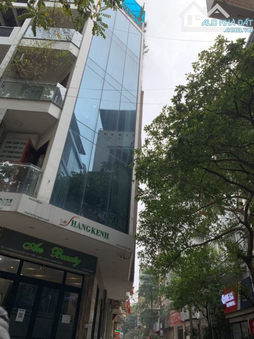 Bán nhà lô góc Nguyên Hồng trung tâm Quận Đống Đa - Hà Nội, 100m2 mặt tiền rộng 8m