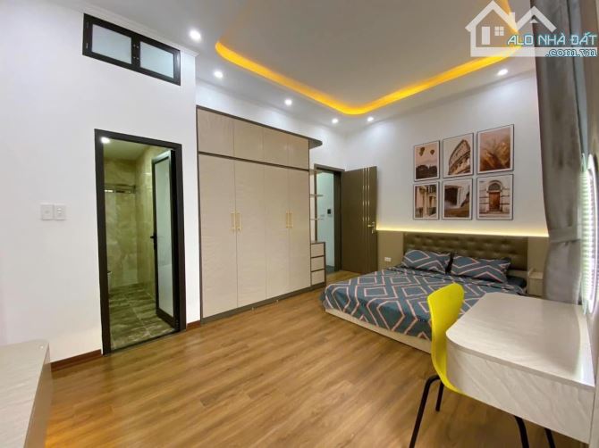 Bán nhà An Dương, Tây Hồ. chỉ hơn 8 tỷ, 5 tầng, ~40m2 - 10