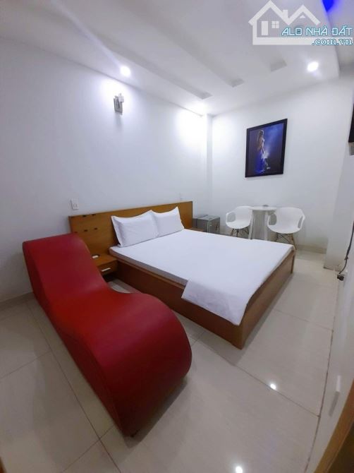 KHÁCH SẠN 6 TẦNG QUẬN 12, Mặt tiền đường Lê Văn Khương - 1