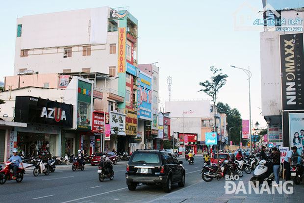 QUÁ HOT- NHÀ 3 TẦNG PHỐ THỜI TRANG LÊ DUẨN- ĐANG CHO THUÊ- DIỆN TÍCH GẦN 80M2- NGANG GẦN 6 - 1
