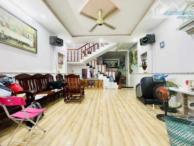 NHÀ 2 TẦNG Ô TÔ ĐỖ CỬA, 92M2 NGANG 5 MÉT NHÀ CÒN,THẠNH XUÂN QUẬN 12 - HƠN 3 TỶ - 1