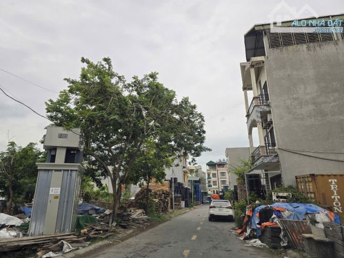 Bán lô góc sứ long phương tiên xá dt 130m2 mt 12m hướng đn giá 6.9 tỷ - 1