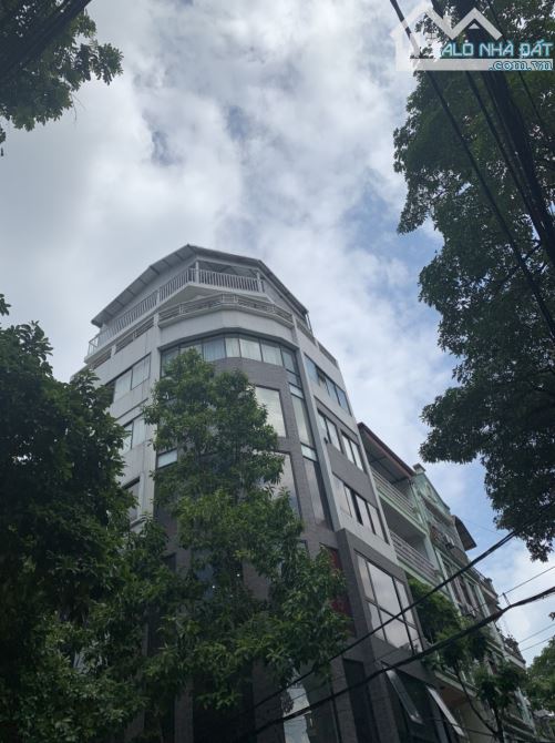 Bán nhà lô góc Nguyên Hồng trung tâm Quận Đống Đa - Hà Nội, 100m2 mặt tiền rộng 8m - 1