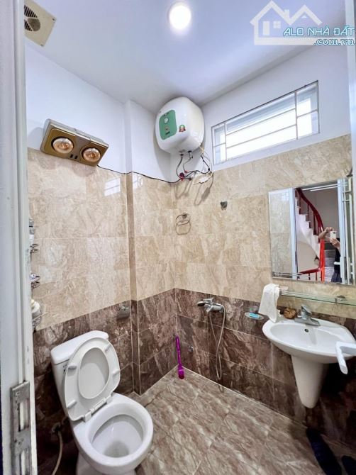 NHÀ 5T HOA HẬU MP XUÂN ĐỈNH TỪ LIÊM KINH DOANH LÔ GÓC Ô TÔ TRÁNH 100M2 MT 5.5M 27 TỶ. - 2